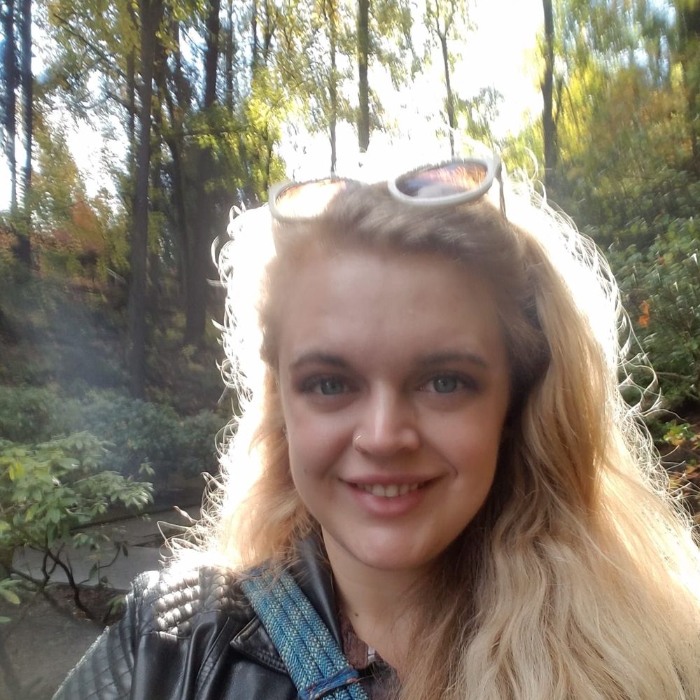 Meet your Posher, Cait